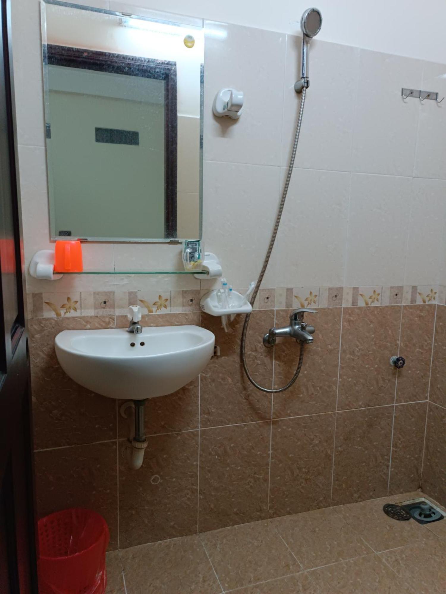 Oyo 1171 Tay Hai Hotel ダナン市 エクステリア 写真